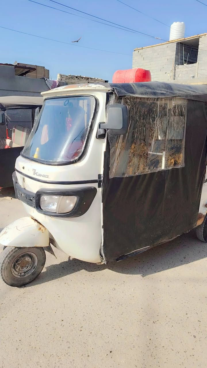 تكتك تيفيأس موديل ٢٠ التكتك جاهزه كبل لشارع موضح كدامكم معمر خياساته الدوس بس ماصابغهن تكتك جاهزه وخير من الله كله مبدل جديد كهرياأيات كله شغاله رقم وسنويه بغداد السعر اتصل ***********  مكاني المحموديه
