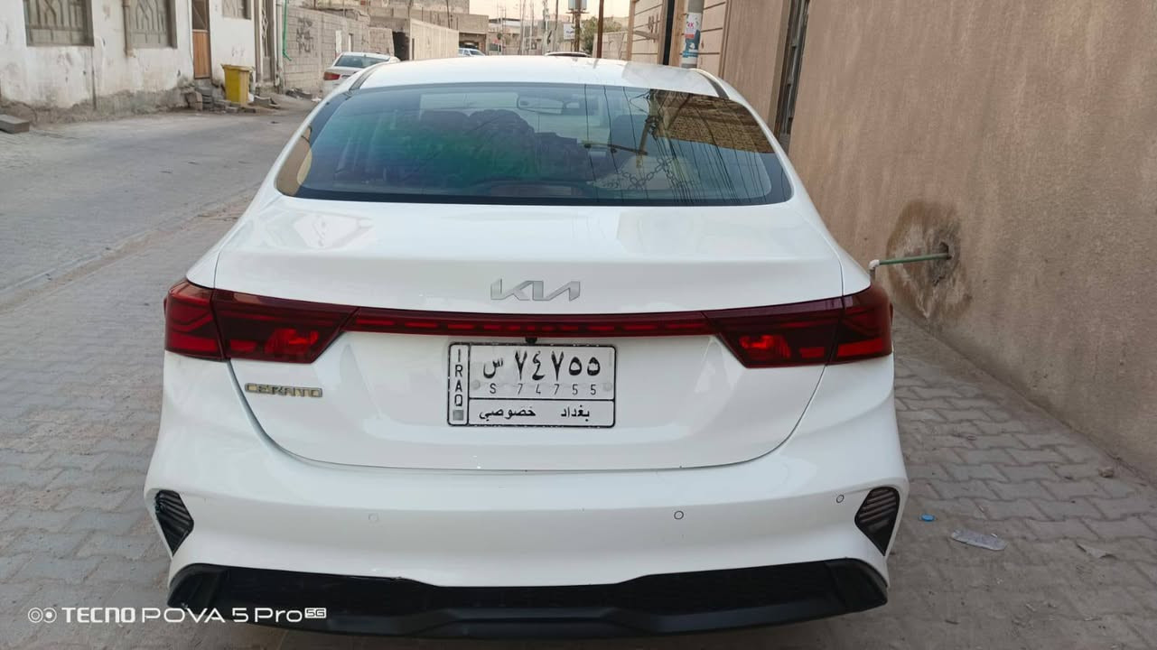 سلام عليكم
سيراتو موديل 2022
وارد خليجي 

مواصفات
تحكم ستيرن 
تبريد خلفي  قطعتان 
مرايات كهربائية شفط
حساسات خلفيه--- اماميه 
ويل كروم 

سياره بيهاا ضربه جاملق امامي يسار مبدل 
باب السائق بي تكحيل بسيط 
الباب الخلف السائق  ابو ستوته رجع عله الباب وصار بي بارد 

السياره اقصاد باقيلهاا شي قليل وتتسدد راعيه جاي يدفع دبل المبلغ 
ضمان تسديد 💯
رقم بغداد
للتواصل ***********

السعر 145$ + مراوس كوري يفضل اوبتيما 17فما فوق
