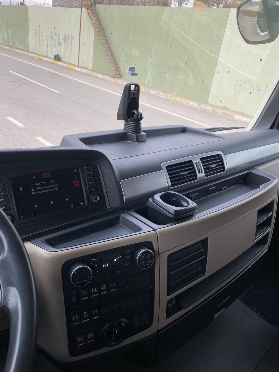 مان تاك سوپه رى ٢٠١٩
مه كينه ٤٨٠ ى موديل ٢٠١٤

فول فول مواسه فات 

ژماره كاتيه
سحر ٢٨٥$
زور خاوينه قه تره ژه نگى نيه 

شوين قه لادزئ

***********

***********
