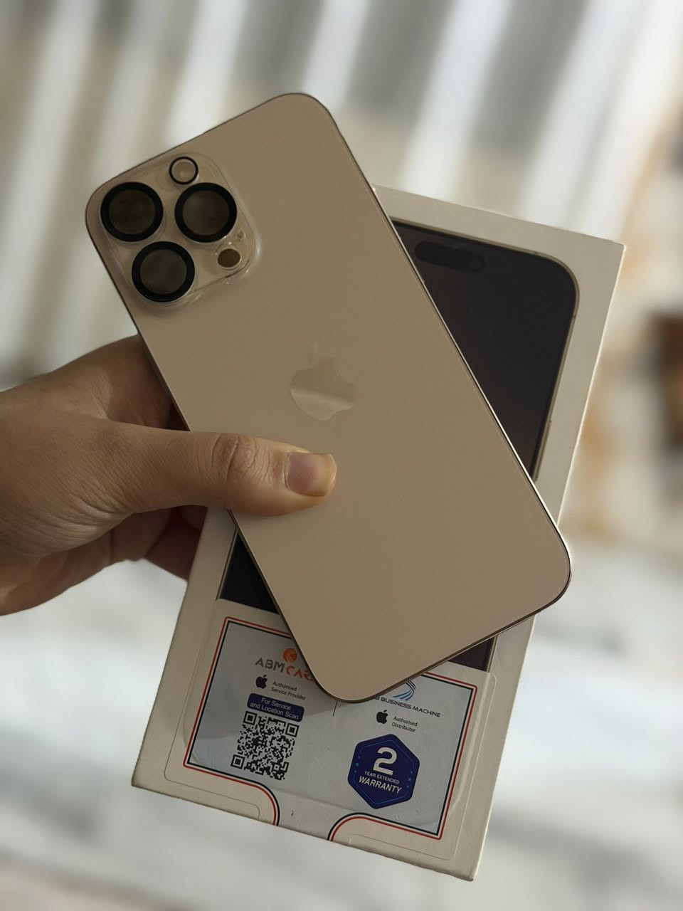 سلام عليكم آيفون للبيع 16بروماكس  ذاكره 256نسخة الشرق الأوسط ampبعده داخل ضمان نموذجmنسخة الأصلية 
مستوى البطاريه 99 نضافه الجهاز 100/100 دورات شحن 144
جهاز لامفتوح ولا مصلح وين ميعجبك تاخذه تفحصه ملحقاته كامله للاستفسار مكان جهاز بغداد دولعي ***********واتساب أو تصال سعر الجهاز مليون 425
