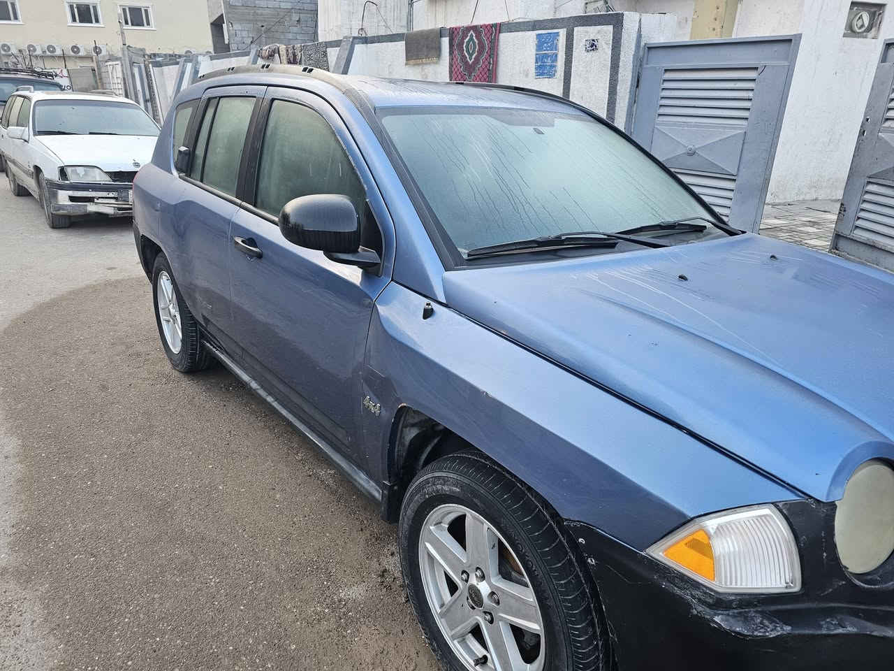 السلام عليكم للبيع اومراوس  جيب كومباس  موديل   2007 رقم بغداد مشروع وطني سنويه لغالية 28 بسمي تحويل مباشر محرك 4سلندر 2400 كير اتوو مكفولات قطعتين صبغ جاملغ خلفي وربع باب الجنطه بدون دواخلل
مكاني بغداد العامريه السعر 68
*********** واتساب
