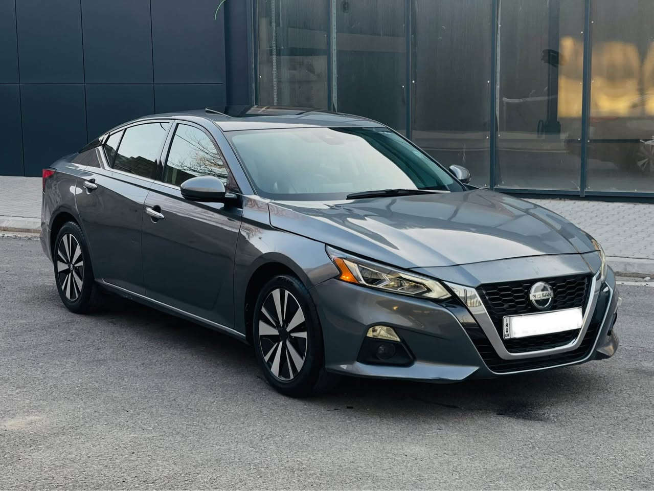 NISSAN ALTIMA 2019 SL 
فول فول مواسەفات 
بەسمە 
شەغال 
دەرگا بەسمە 
سڵایت 
لایت LED 
کوشن هیتەر ، کارەبا ، جلد 
برێک بەسمە 
AUTO STOP  
AUTO HOLD 
ڕادار 360 •
حاسە 360 • 

بێ دەبل ئەکسل ✅

نیوو بۆنیت و چەمەلەخێک بۆیاخ ، دوو دەرگا بەس کلێر 
بەبێ ناوگرتن بەبێ ئێرباگ . 

گێڕ مەکینە بە شەرت ✅

نرخی 132$ کەمێک مەجال 

1N4BL4EV7KC189233 رەقەم شانسی 

ناونیشان / سلێمانی 

*********** السليمانية, العراق

