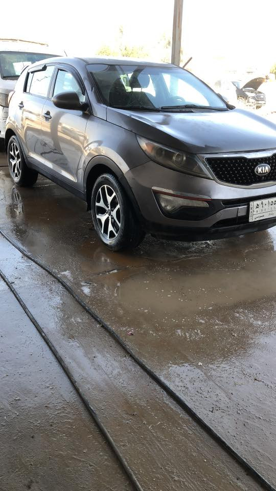 كيا سبورتج مديل 16 بغداد  وارد امريكي حادث بسيط جدا جاملغات يمنه ويسرى فقط
مكينة 2400 ماشي 140 الف 
 تفاصيل اكثر والسعر اتصل ***********
