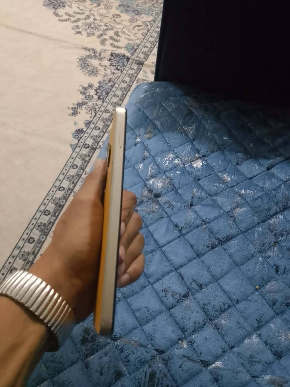 تكنو سبارك 10
ذاكره 128 عشوائيه 8 

اتصال تكنيك كامرا كله شغال ضهر جلد 

سعر 100 وبي مجال تصال أو خاص ***********
