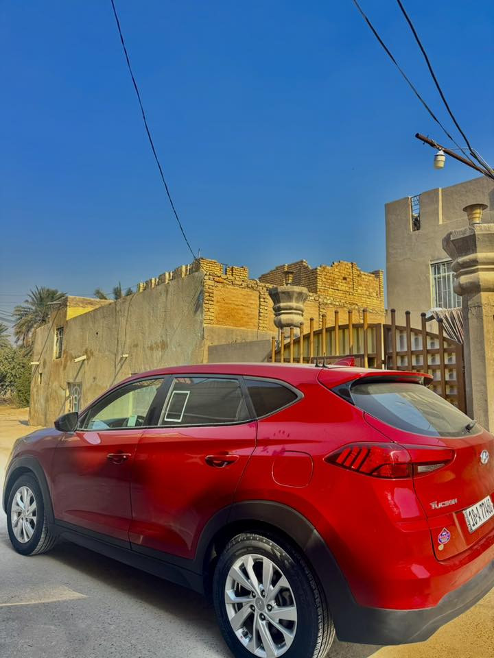 (للبيع او امراوس)
توسان 2021 للبيع وارد امريكي ❤️
حادث فقط جاملغ  امامي بدون ايرباك 
 (الضرر فقط جاملغ بجم كبس )
رقم بابل الجديد   
موصفاتها 
شاشة كبيرة 
سايد بريك بصمه 
كروس سرعة
كامرة خلفية
السيارة جديدة وجاهزه من كلشي
مكان السياره بابل
للاستفسار ***********
