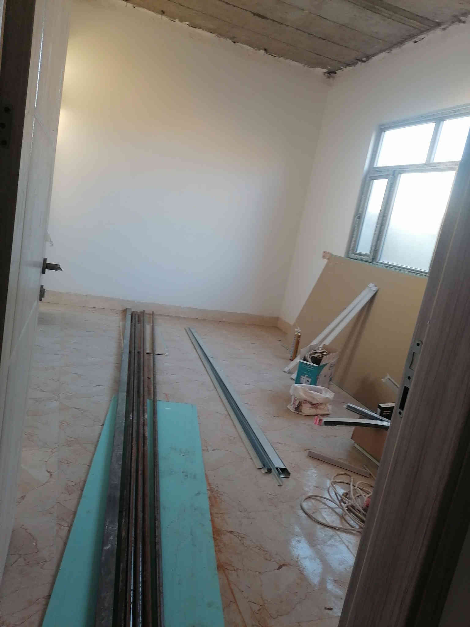 دار للبيع
حي التحرير ( خلف جامع المستغفرين )
طابق واحد
ملك صرف ( جمعية الماء )
مساحة 158
واجهة 8
السعر 130
غرفتين نوم
غرفه استقبال
مطبخ
صحيات
منور على طول البيت
سطح امامي وسطح خلفي

راسلني ماسنجر وتدلل
او واتساب ***********
