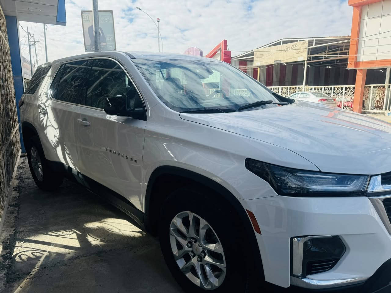 السلام عليكم  ترافرس ٢٠٢٣ فئة lt حادث موضح ب الصور بدون رقم سعر٢٥٥ بيع فقط للأستفسار ***********
