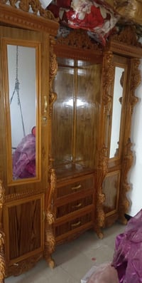 ميز • تكمه • اصلي