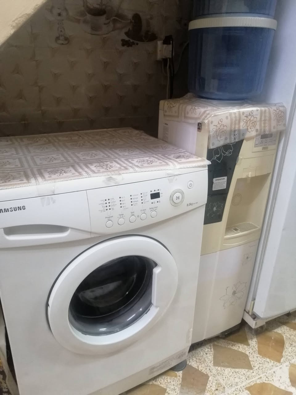 غسالة سامسونج باب اول 8 كيلو
شرط الشغل غسل وتجفيف
تجي تغسل بيها وتشوفها
السعر (225) الف
للتواصل خاص


**إذا كنت صاحب هذا الإعلان وتريد حذفه لأي سبب، رجاءا أرسل رسالة إلى الدعم الفني**