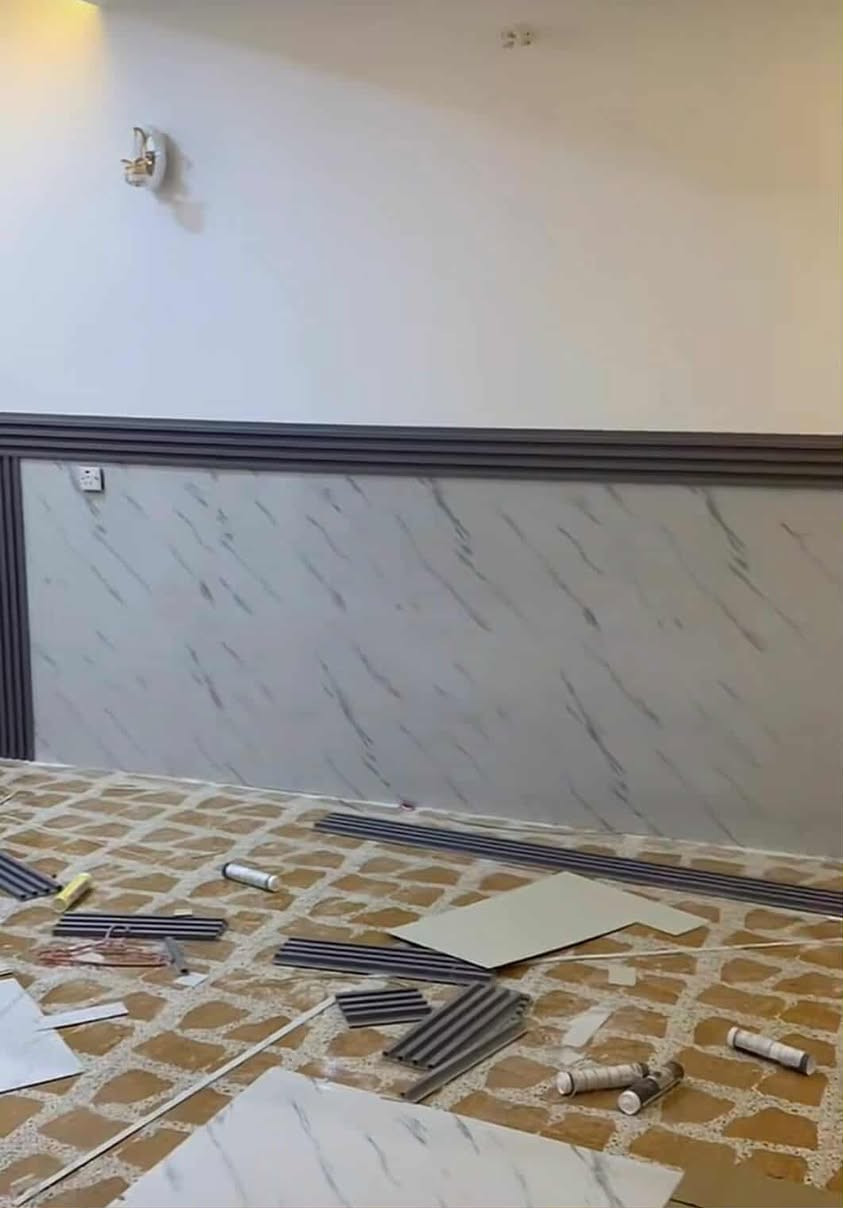 تركيب بديل الرخام للصالات - كليدور - والحمامات - والمطابخ - وغرف النوم - تحت الدرج - والمحلات التجاريه - وجميع مشتملات المنزل بالكامل - باحدث الديكورات 🚩🏠
واتساب ‭-٠٧٥١ ٧٤٦ ٥٧٤٥‬📞📱
