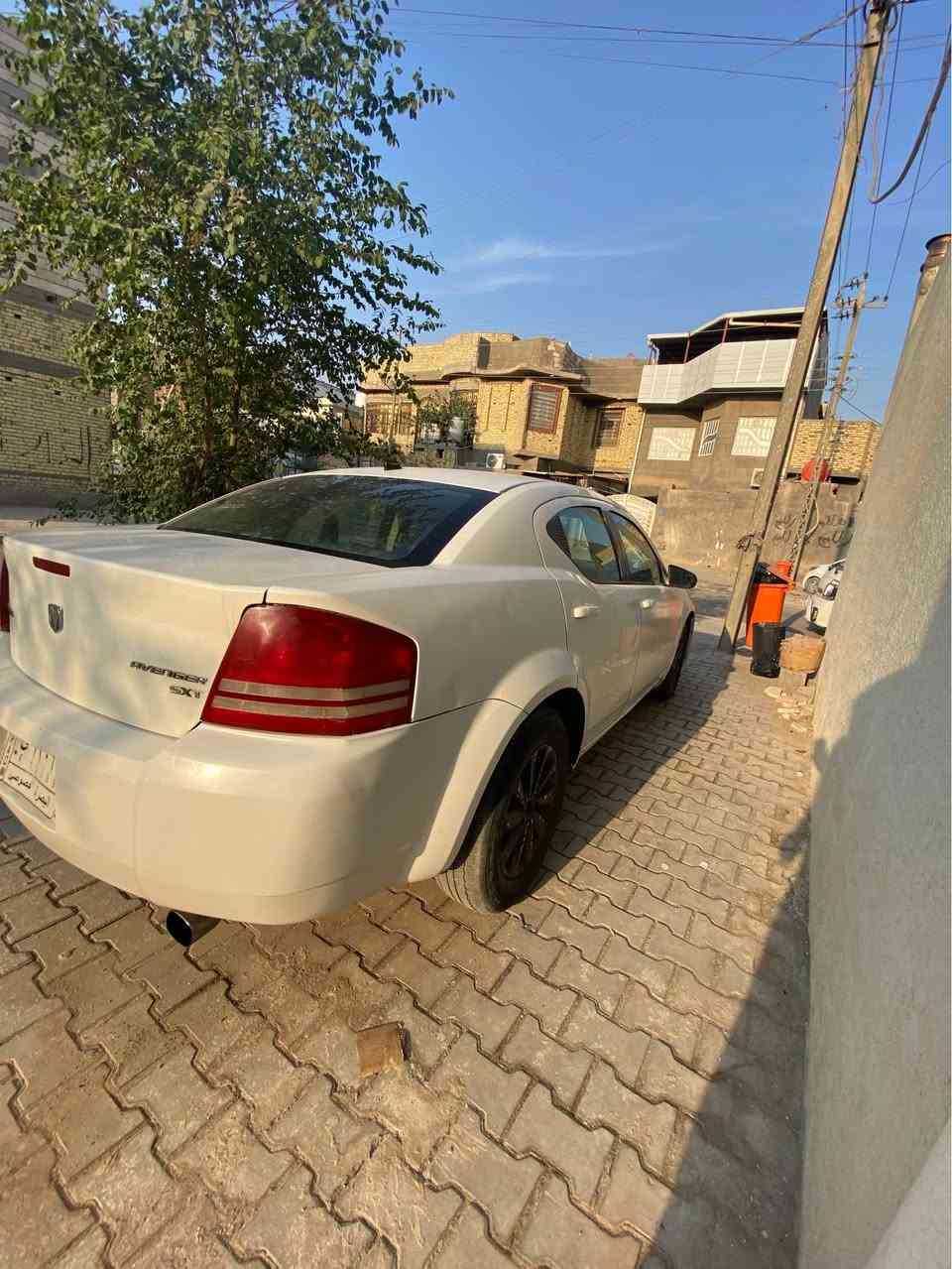 دوج افنجر 2009 
سياره مرتبه ومابيها برغي ناقص 
نافضها نفض من حداديه من محرك وكير 
ومن دوشمه 
السياره مصبوغه حزام لجماليه فقط لابيها حادث ولا بيها ضربه 
كير ومكينه مكفولات 
لا بيها تبخير ولا بيها ايشي 
تبريد شغال 
السياره ما ناقصها برغي 
هذه رقمي 
*********** شط العرب, البصرة
