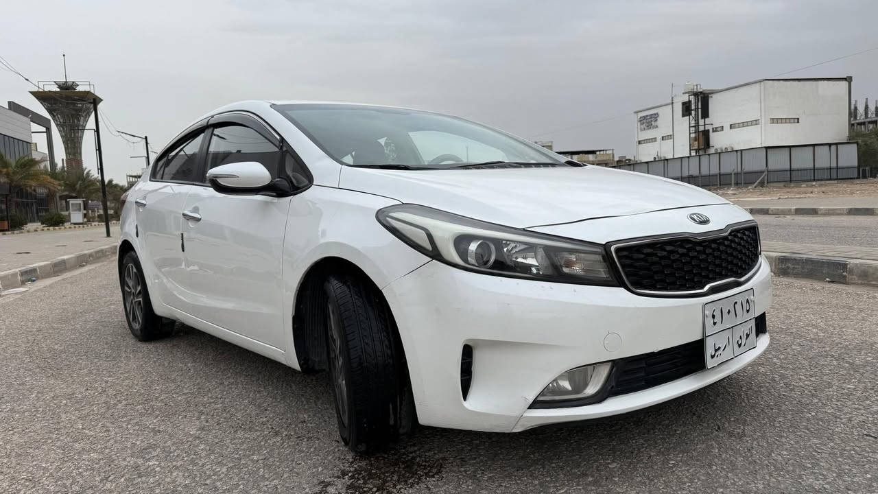 كيا سيراتو 
[خليجي ] 
2017 
***********
 للبيع 
 125
