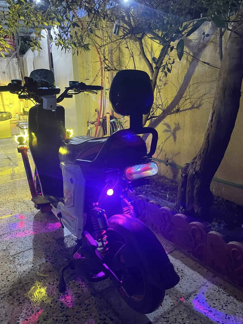 درجه شحن جديده للبيع موديل 2026 بطاريهَ 6 اربع سرع حقيقة
موقعي موصل حي القادسية هذا رقمي ليريدها يخابرني ***********
