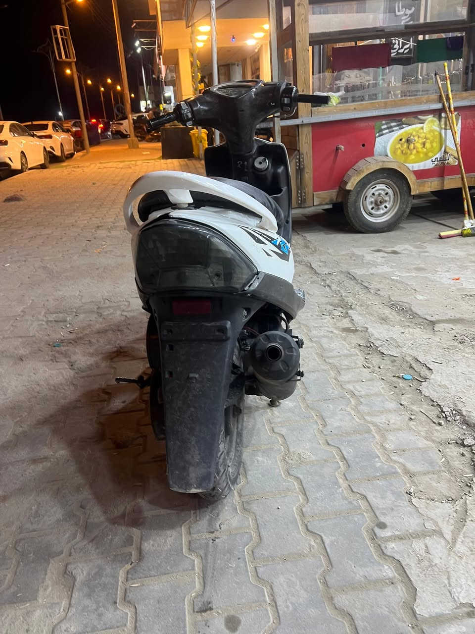 ماكس عدله
مكينه نعمه ما مفتوحه دراجه تخبل كدامكم عيبهه بس لايت ولعينه دراجه نضيفه وحلوه موقعي التنومه السعر 650 وبيهه مجال قليل رقمي ***********
