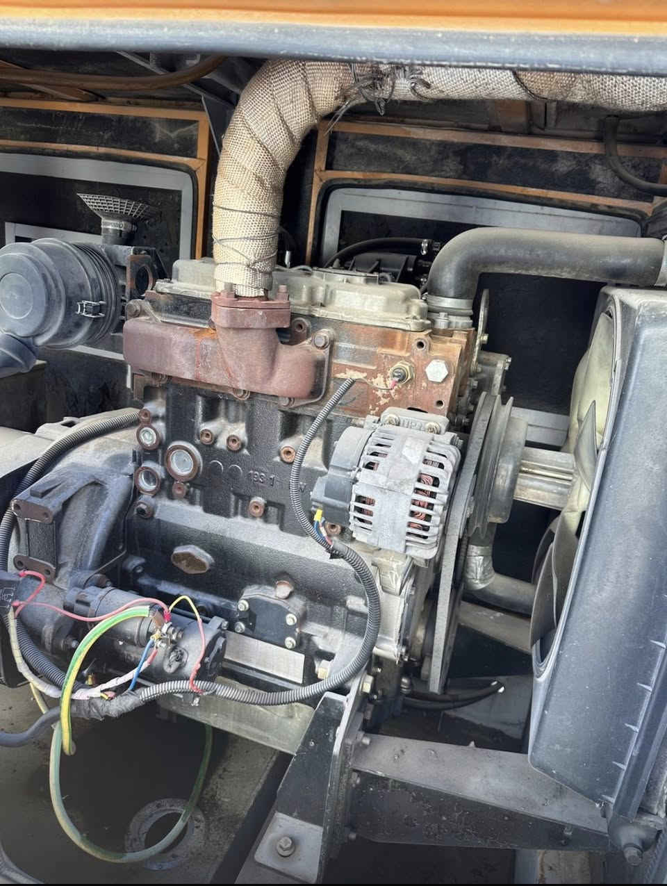للبيع مولده بيركنز 30KV اصلي انكليزي مستعمل باله نظافه 90‎%‎ مكانه في الرمادي للاتصال على الرقم ***********
