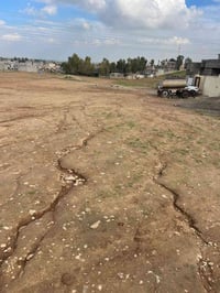 ١٣٠م • قرار تمليك • خلف مجمع الزراعه