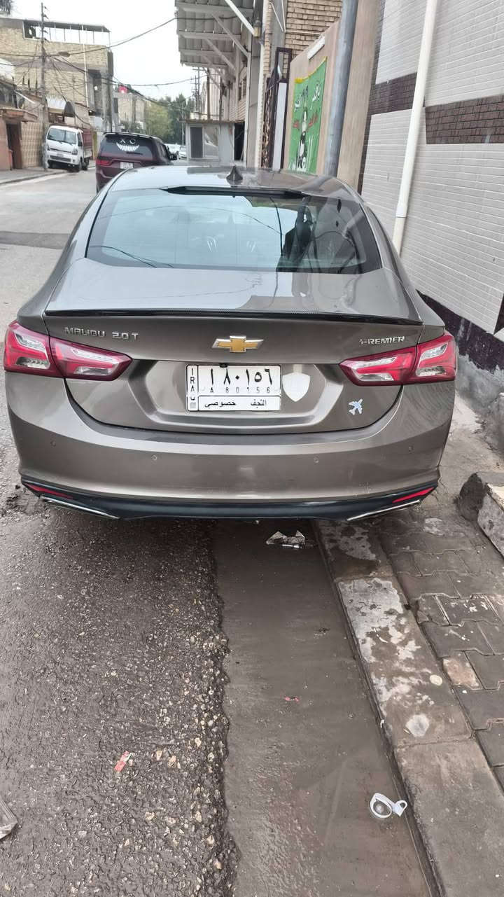 سلام عليكم
ماليبو 2000تيربو بريمير 
السياره فول للاخير السياره نصبه وشلعه تخبل 
كير محرك شرط فول نضافه 
حادثها جاملغ وبنيد فقط السياره كله ع ايدي ماكو شي تجاري كله ع البلاد عنوانها ب النجف بدون كسران رقم الهاتف ***********سعر اذا شراي خابر وتدلل جوه السوك بعشر ورقات
