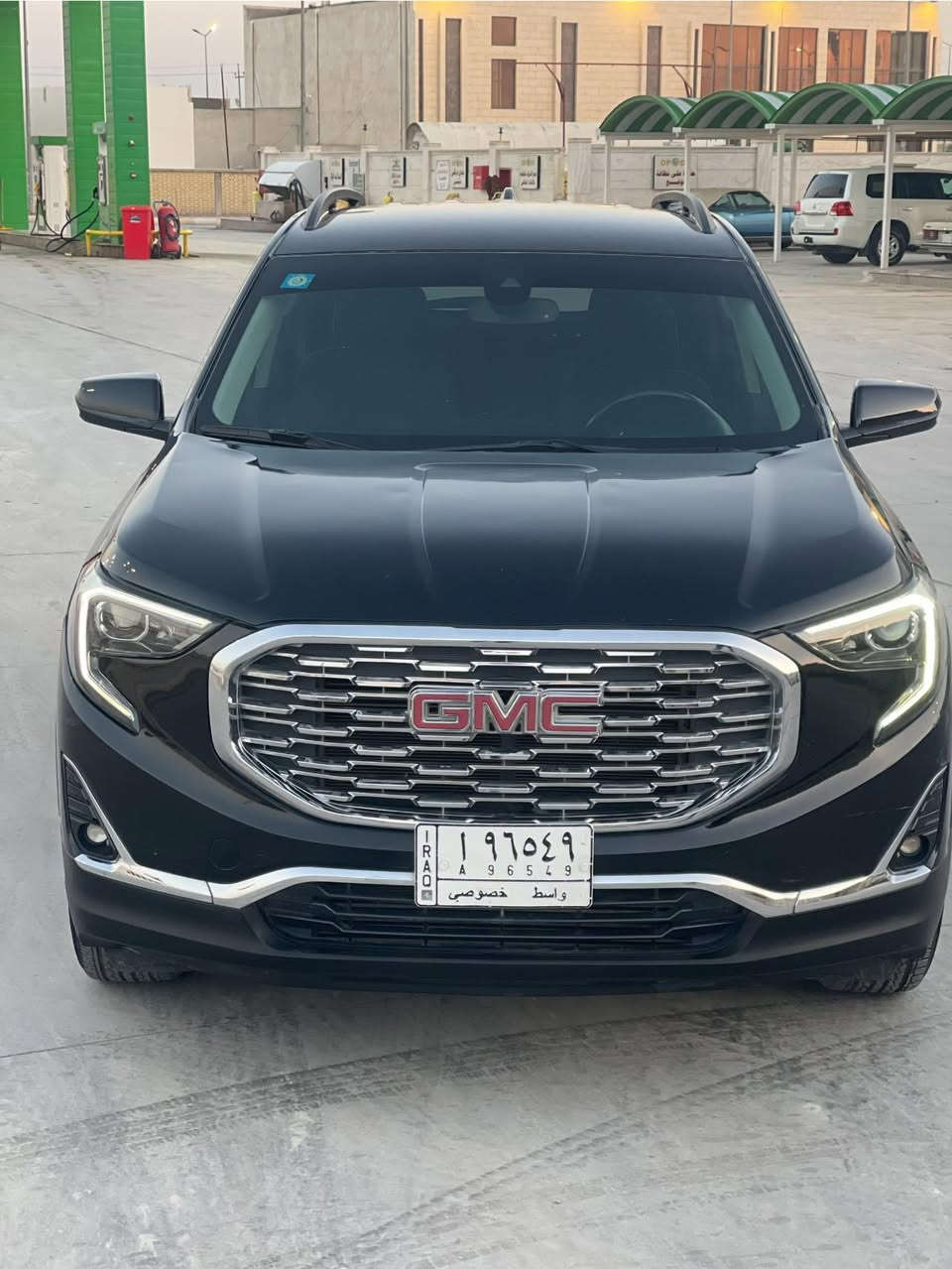 السلام عليكم
جمسي تيران موديل 2020

موصفات السياره

بصمه كشن كهرباء

جنطه كهرباء

تدفئه الكشنات

فور ويل 

محرك 1500 تيربو 

ماشيه 42 الف

حادث السياره جاملغ وبنيد

وباب الخلفي طخه خفيفه بلعراق بدراجه

مكان السياره الكوت تحويل مباشر 

السعر 158 وبيها مجال بسيط

***********
