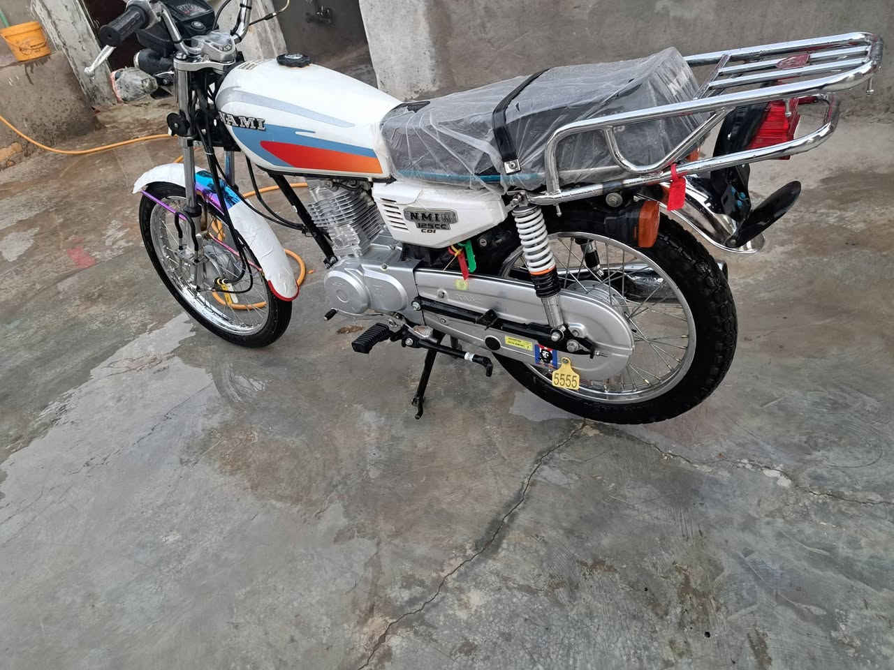 لبيع 23ناما اصلي اصلي طالعه بل 24وكيله ال ياسري دراجه على وضع لبلاد بس تفليس 
سعر خاص ول ما يعرف اسعاهرن لا يعلق 
ترهم مراوس خاص 
***********
