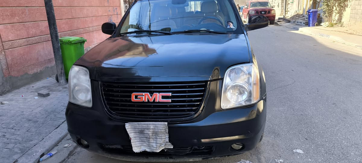 السلام عليكم 
مكلف بـ لنشر 
ادوات ادوات جمسي طويلة 2008خليجي طبله كير مكينه حداده خير من الله 
بيظه اصل مصبوغه اسود بيهة نواقص قليل تجي وتشوف بـ عينك
بدون رقم 
اتكفل من السرقه والعشائر 
السعر 50او مراوس
العنوان بصره
التواصل اتصال أو واتساب
***********
