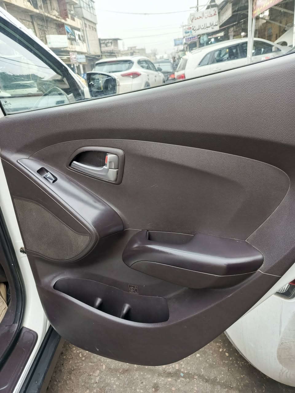 سلام عليكم 👋
هونداي توكسن 🍁

موديل : 2011 ✨

‼️ كلين تايتل بدون اي ضرر او حادث 

⭕ ( فقط بيها بارد اربع اصابيع بالباب بدون دواخل ) ، 

تبريد ثلج 🥶 + تدفئة نااار 🥵 

كير & محرك ” شرط “

♦️ سنويتها ساقطة + محرك مفتوح ( امبدل كازكيت! ) 

السعر : 148$ وبيها مجال للطيبين ...

📍للأستفسار : *********** اسيا 
                      ***********  كورك 

📌 لعرض سيارتك على الصفحة تواصل معنا الان🌴✨
