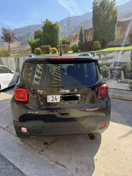 Jeep Renegade 2022 4X4
سيارة جيب  رينيكد
 
المواصفات

دبل اكسل
تحديد مسار
رادار امامي و خلفي و حساسات
كوشن كهربائى+خزن
بريك اوتو هولد
لايت فول ليد اصلي
دوسة
السيارة ماشية فقط 31000 mi 
شاشة كبيرة بلادي 
سيستم سماعات JBL
عجلات جبلية جديدة 
السيارة دخلت كلين تايتل و مرقمة دهوك شهر 8/2025
اضرار الحادث في المرفق
السيارة فول ما بيها ولا نقص ابد
سعر السيارة 165$ مجال قليل
للاستفسار *********** واتساب
العنوان دهوك
