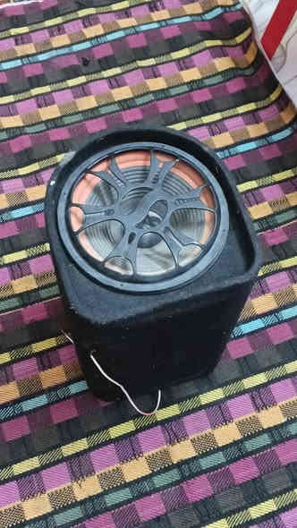 سلام عليكم
دمام للبيع اخو جديد 
نضيف ما مستخدم هواي 
يرهم لتكتك 
ويرهم لسياره 
بلاتوث اواكس 
بس لفيشه لحمره مكسوره بي 
شغال هوه
شرط لفحص 
نعومه فولل
سعره 30 الف 
رقمي *********** 
ملاحضه ما متواجد عله الفيس
