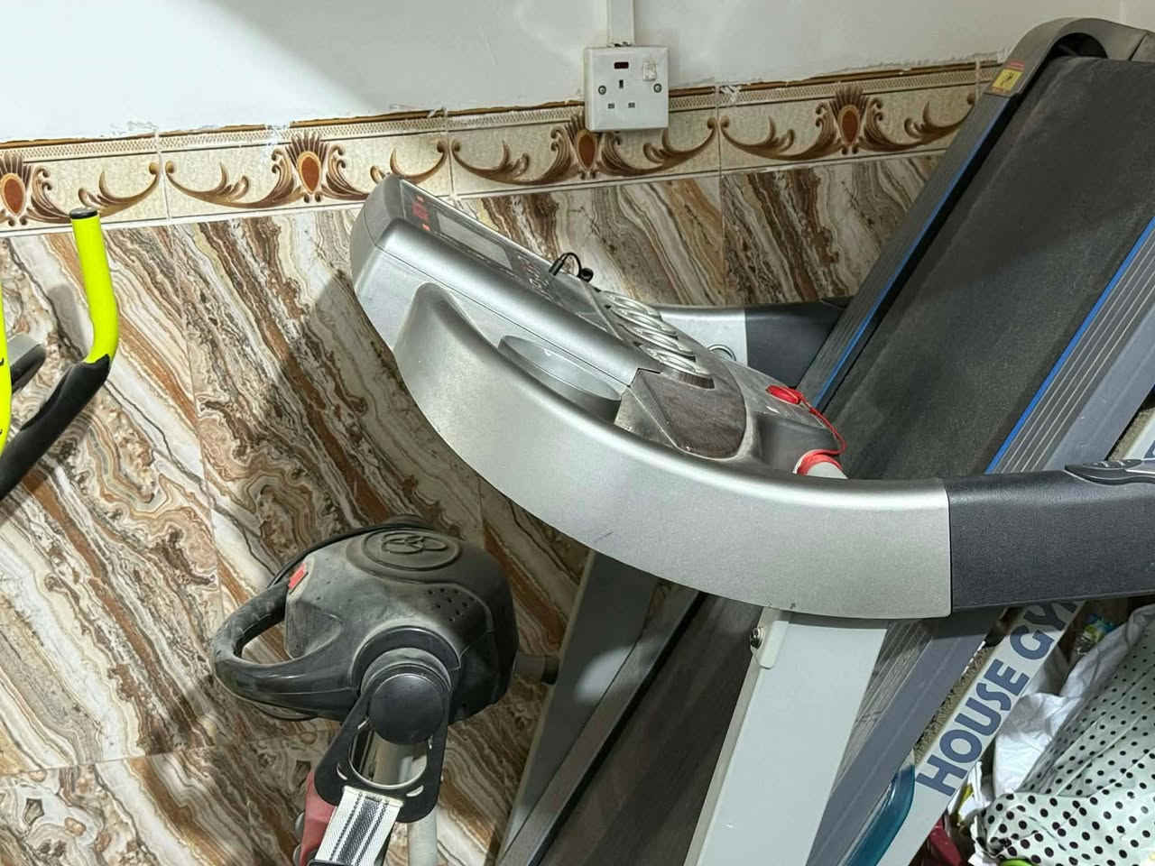 اجهزه رياضيه عدد 2 للبيع وجهاز جري جبلي يتحمل وزن 150 مابيع مفرد ينباعن سوه سعرهن 300 وبي مجال بسيط حله البكرلي


**إذا كنت صاحب هذا الإعلان وتريد حذفه لأي سبب، رجاءا أرسل رسالة إلى الدعم الفني**