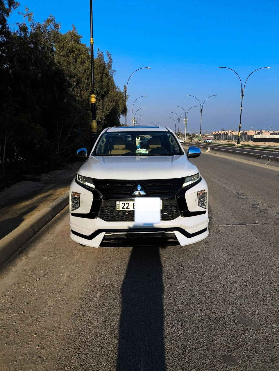 سلام عليكم
باجيرو 2020 فول مواصفات 
ماشيه 39
سياره جديده بمعنه لكلمه برغي ما مفتوح بيه 
سعر255 بيه مجال 
وكاله بسمي 
مكان سياره كربلاء لمقدسه 
***********
