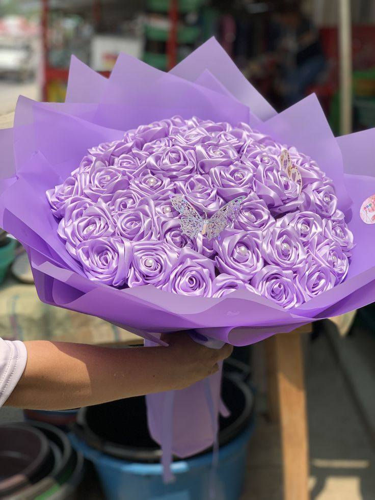 بوكي ورد ستان🧵🪡😍
وهوا اروع شي ممكن تشوفي والطف هدية ممكن تقدموها اضافه الئ الورد مستحيييل يذبل او يخرب وكذالك معروف بالورد "الدئم"  وشبيه الطبيعي بحيث اذا اشوفو متميزون بين الطبيعي والستان واحلا ذكرئ ممكن تهدوها لأحبائكم🥹💞
1_السعر حسب عدد الورد💞
2_نشتغل حسب طلب الزبون واذا كان الزبون محتار احنه راح نساعده♥
3_حسب الاوان الي اطلبوها🎨
🛑منتعامل بالرصيد 🛑
🛑الرصيد منتعامل بي🛑
نتعامل بالماستر فقط 🪪
للطلب والاسفسار راسلوني علئ الخاص او نورونا علئ:
التيك توك hraeer_1
الانستاhraeer_1
توجد خدمه توصيل لجميع محافضات العراق 🇮🇶🚕


**إذا كنت صاحب هذا الإعلان وتريد حذفه لأي سبب، رجاءا أرسل رسالة إلى الدعم الفني**