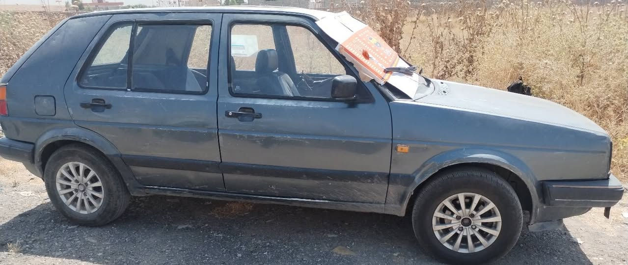 السلام عليكم سياره جولف للبيع موديل 89 شرطه تحويل والوكاله محرك 08 شاره جير ومحرك قشر قدام محرك 08 شاره جير ومحرك قشر قدام العين بس بيجراد بدون طخه بدون خياسات السعر 20 وبيها مجال رقم الهاتف *********** ***********
