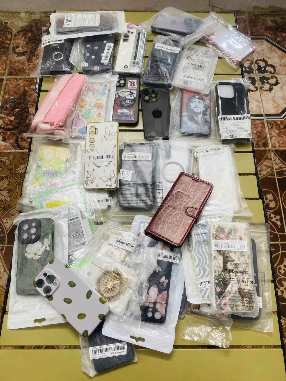 حافظات موبايل ابلاش كل قطعة الف دينار بس...كلة جديد فول
ادمن على باب الله ممكن موافقة


**إذا كنت صاحب هذا الإعلان وتريد حذفه لأي سبب، رجاءا أرسل رسالة إلى الدعم الفني**