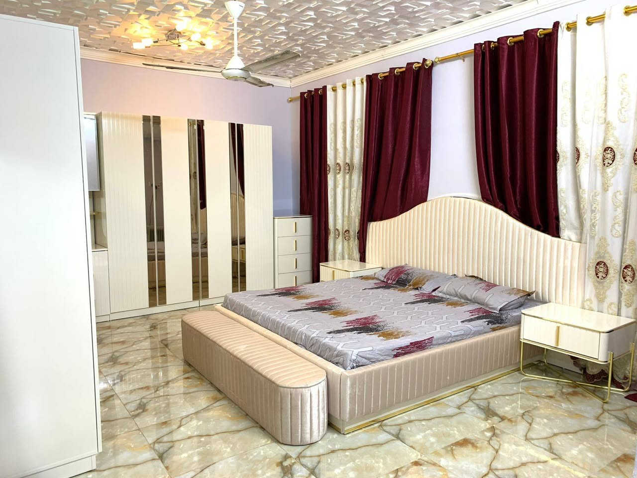 بيت +شقه +محل للبيع مساحة العقار ٢١٠ م منطقة حجي عبد الاولى قريب على جامعة المناره للاستفسار الاتصال واتساب
***********
