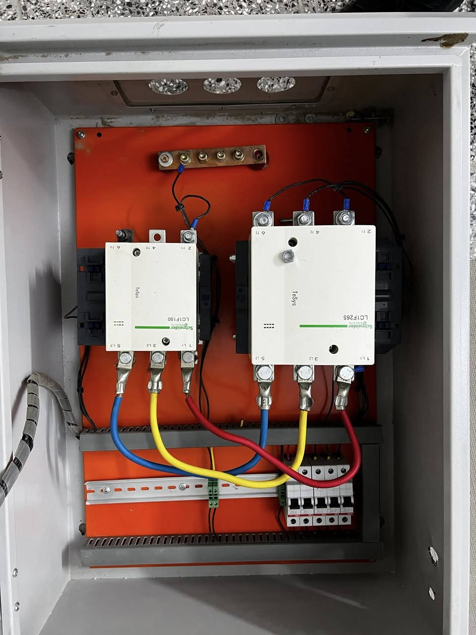 بورد للبيع مستخدم تاخده ع فحص مكاني بغداد انطيني سعر بل يرضى الله او بل عافيه


**إذا كنت صاحب هذا الإعلان وتريد حذفه لأي سبب، رجاءا أرسل رسالة إلى الدعم الفني**