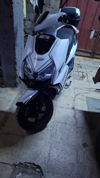 ملف نحاس ٢٠٠٠ • ٦ بطاريات • ديسكات امامي وخلفي