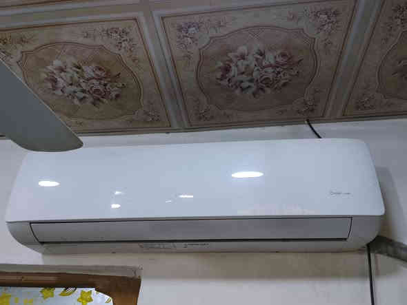 اغراض للبيع جدد استعمال قليل سبب البيع لان عارض البيت للبيع كلمن وسعرة رجاءا الميشتري لايعلق العنوان نجف شارع المطحنة مقابل قرية الغدير
***********
