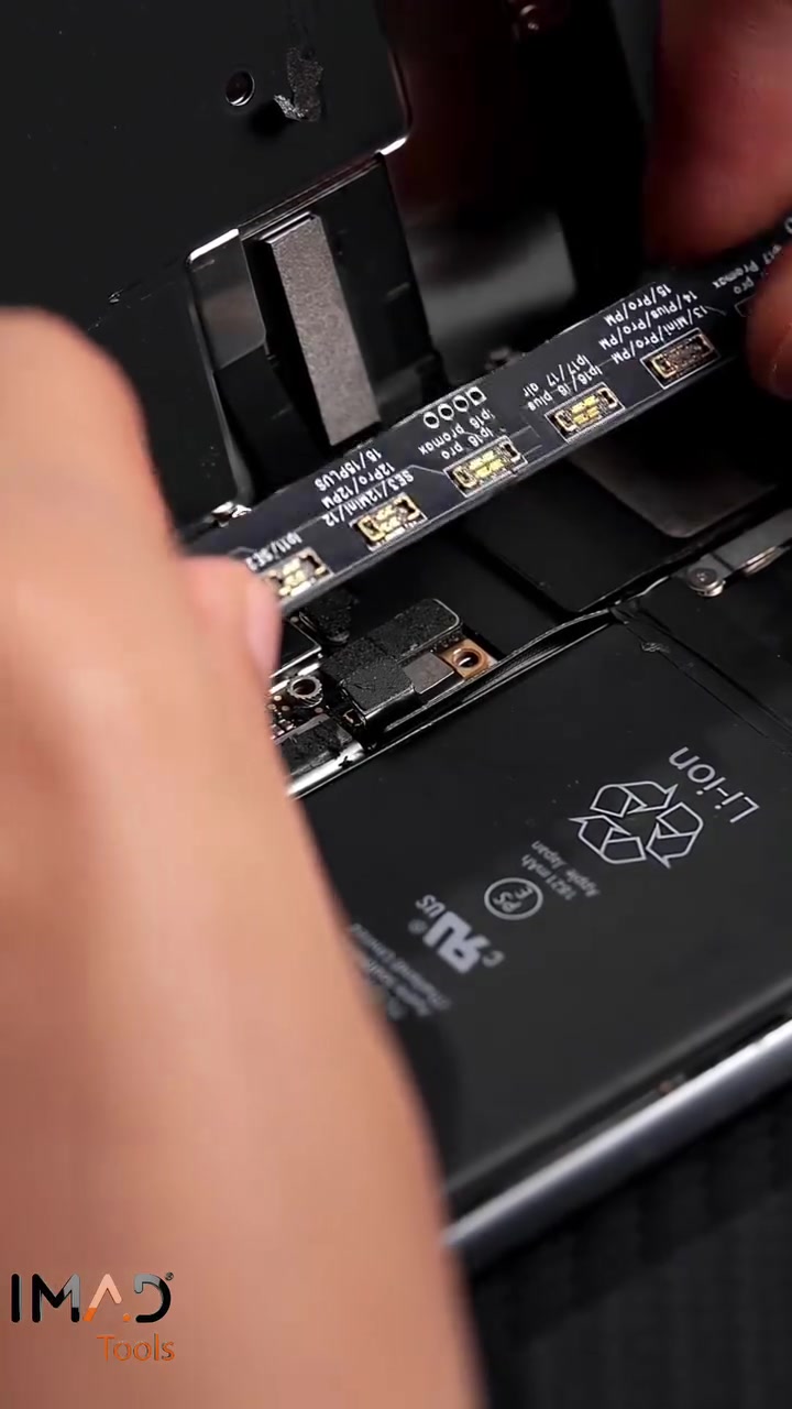 الحل الأسهل ✅ والأسرع ⏱️ لتقليع البطاريات المفرغة🔋🔥
 2UUL BT05 Disassembly-Free Battery Activation Board💡
 #lebanon  #syria  #battery  #mobilerepair  #test


**إذا كنت صاحب هذا الإعلان وتريد حذفه لأي سبب، رجاءا أرسل رسالة إلى الدعم الفني**