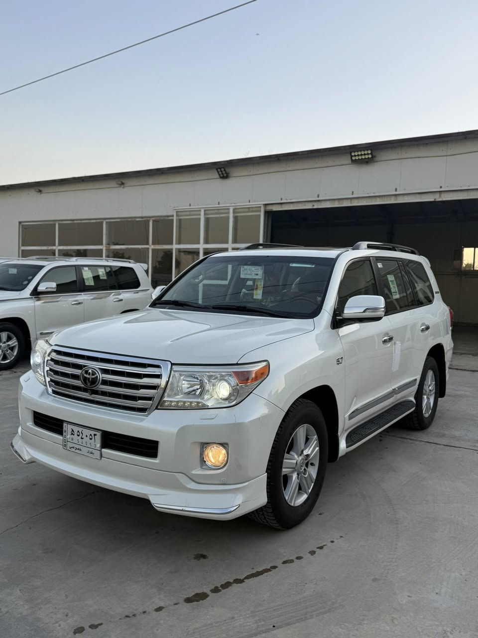 لاندكروز موديل14  مواصفات vxr اعلى فىه  محرك 8 سلندر  5.700 .
..كشنات  كهربايي خزان وتبريد  ميمموري  

كشنات خلفي ملكي .. 

راداىات جوانب

. صندوق شفط 

.. ستيرن كهرباي

.سبير مانازل

 ...12 ارباك 

رادارات.

. كاميرات 360 دةرجة 

.. دفلوك للطرقات صعبه.. 

 سيارة كلش حلوة و نضيفه.. ماشيه

90الف كلش حلوا سياره 

مكانها بغداد راشديه سعرها 415وبيها مجال بسيط 

***********
