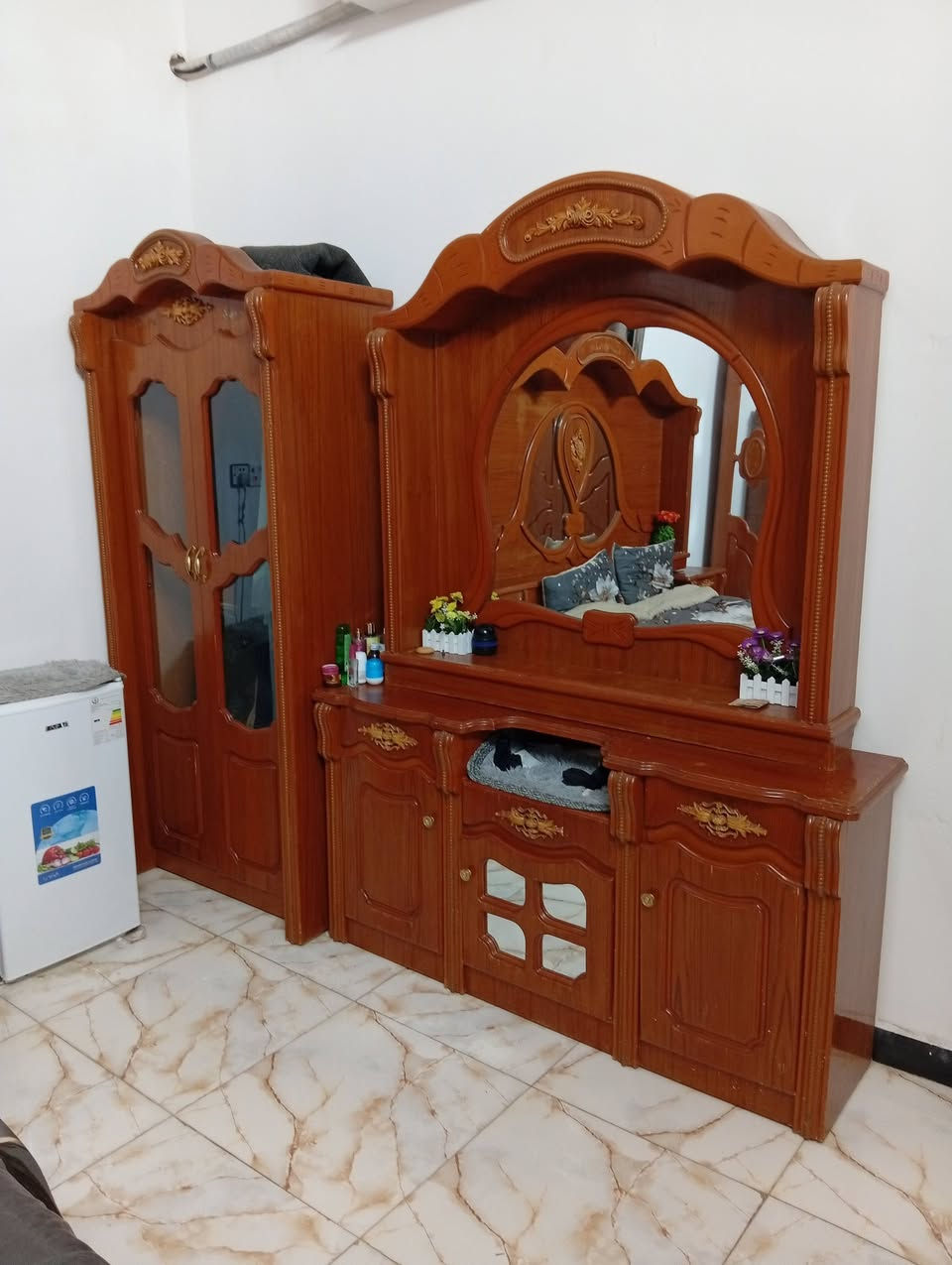 غرفه للبيع مكاني شطره سعر خاص


**إذا كنت صاحب هذا الإعلان وتريد حذفه لأي سبب، رجاءا أرسل رسالة إلى الدعم الفني**