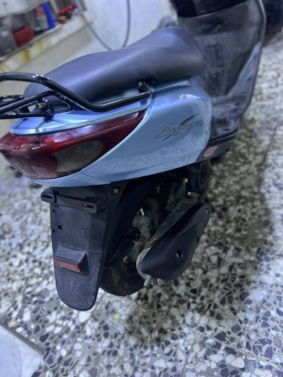 سلام عليكم دراجه بريز للبيع  كامله مابيه نقص كله شغاله نكره سلف وهندر مكينه ناعمه السعر 550المكان بغداد الدوره الرقم واتساب  *********** رصيد ***********الشراي يتصل
