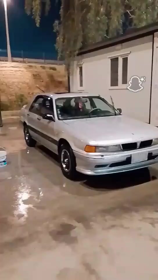 مسيبوشي كلند موديل 1991 سيارة جاهزة من كل شي تحويل ثاني يوم ***********
