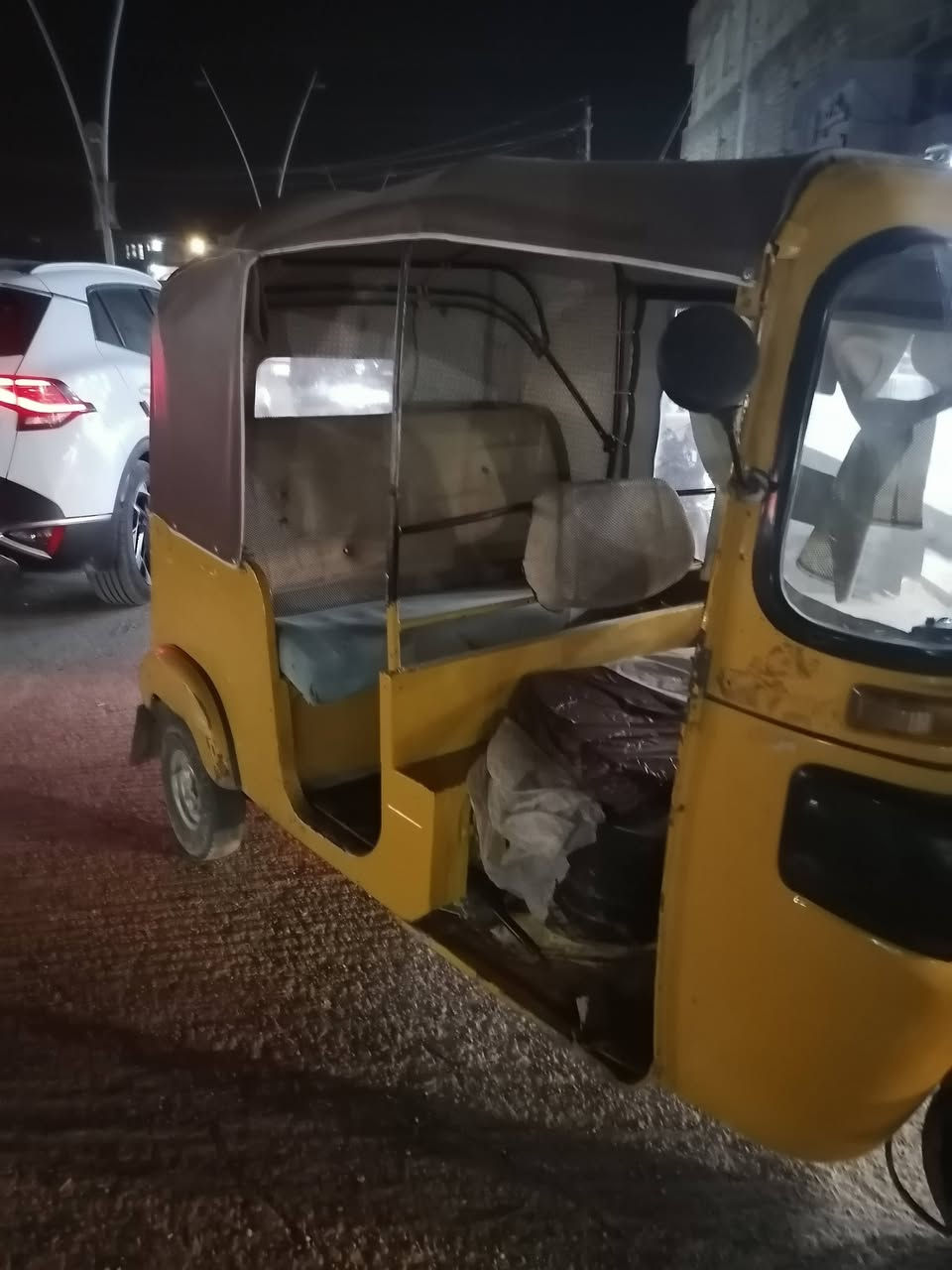 سلام عليكم تكتك للبيع موديل 16 سعر تلاثه وبيهه مجال *********** عزيزيه واسط وراق وراق
