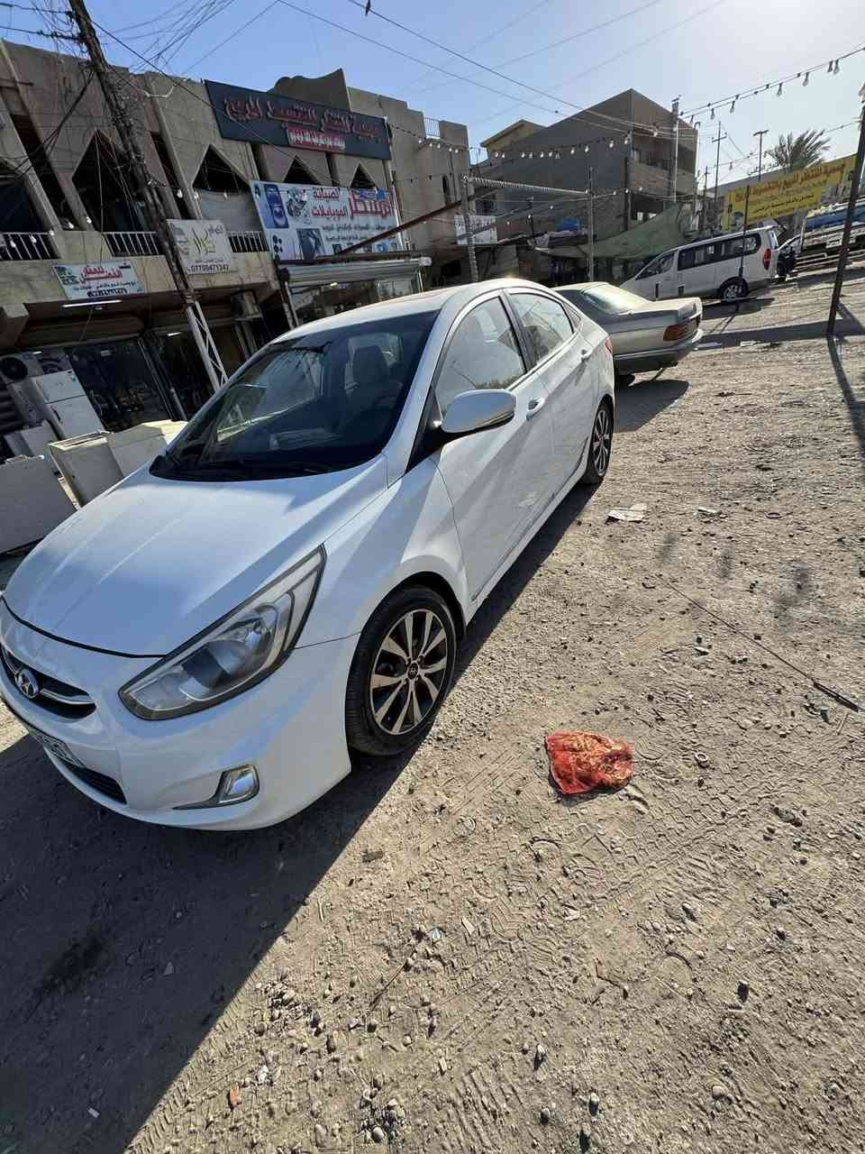 اكسنت موديل ١٦
السياره مكفوله كير مكينه تبريد
سياره خير من الله
السعر ١١٠ 
مكاني بغداد البياع
***********
