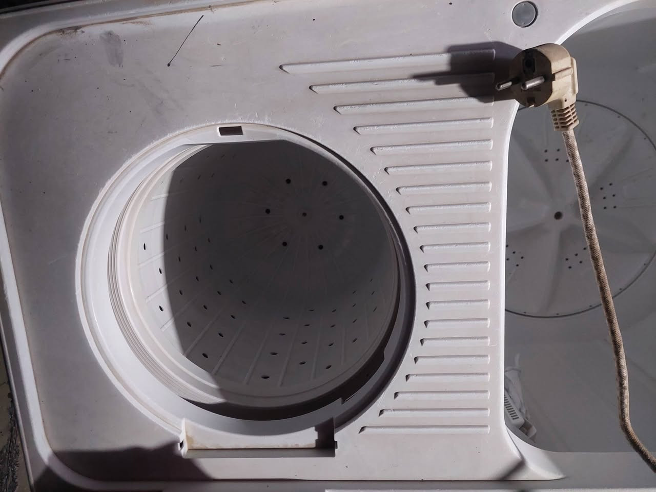 غسالة للبيع نقص بس البيبان شغالة حاليا بغداد الزعفرانية


**إذا كنت صاحب هذا الإعلان وتريد حذفه لأي سبب، رجاءا أرسل رسالة إلى الدعم الفني**