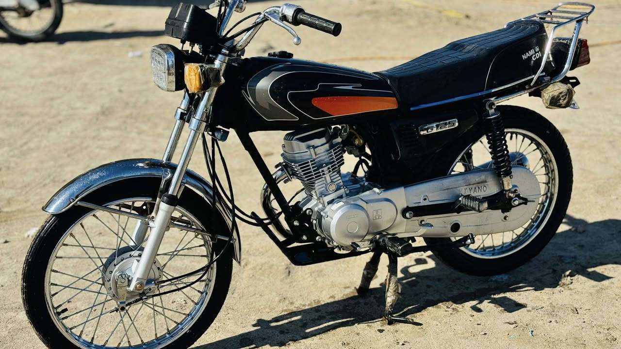 للبيع دراجة نامة نظيفة ومكفولة
محرك نامة الأصلي حجم 125 وسحبته كلش قوية وصوته ناعم
تشغيل هندر ومن أول رفسة تشتغل
واستقرارية تامة بالمشي
الدراجة جام مثل ما واضحة بالصور والصبغ والكروم واللايت المربع كلها بلادية
الدراجة جاهزة للعمل وشبعانة داراة وما تحتاج أي برغي
المكان: البصرة - القرنة
للتواصل: ***********
