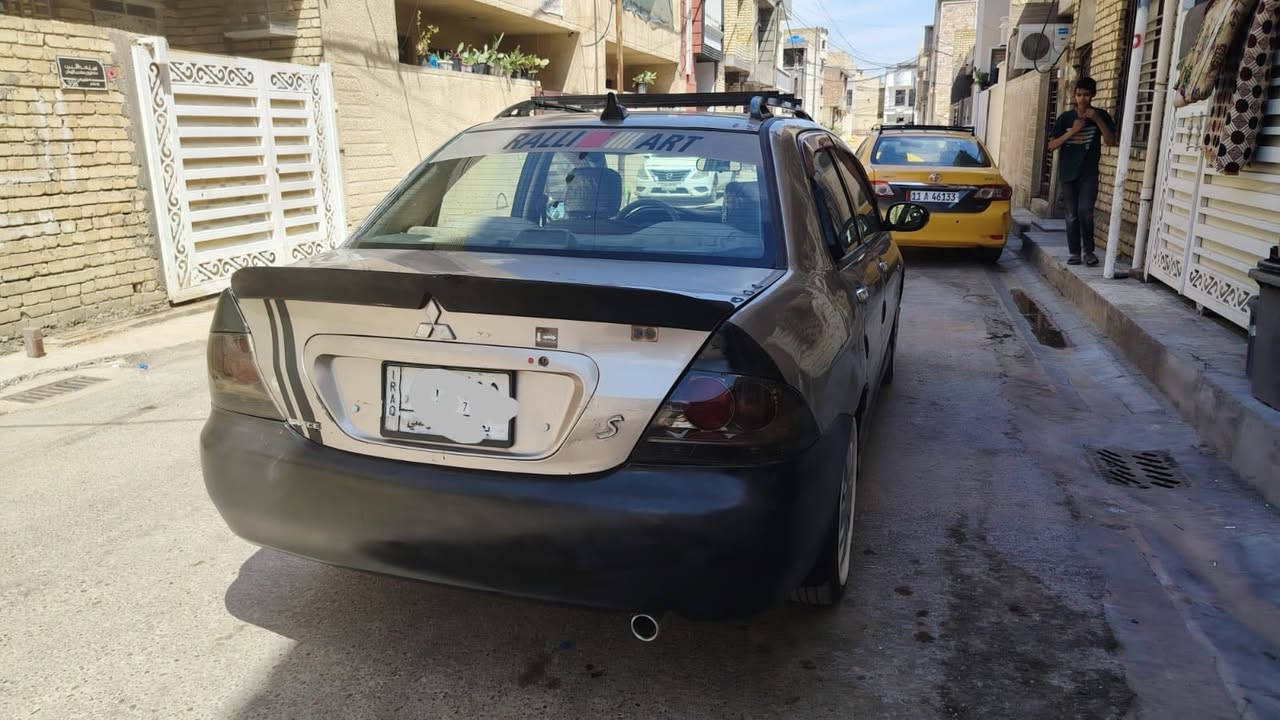 لانسر رقم بغداد 
موديل 2004 مصبوغه جماليه بدون ضربه مكينه كير شرط
تبريد ثلج تخم تاير جديد غرفتهه حلوه جديده
شاشة تاب كامره خلفية كهربائياتهه كله شغاله
سعر 63 وبيهه مجال


**إذا كنت صاحب هذا الإعلان وتريد حذفه لأي سبب، رجاءا أرسل رسالة إلى الدعم الفني**