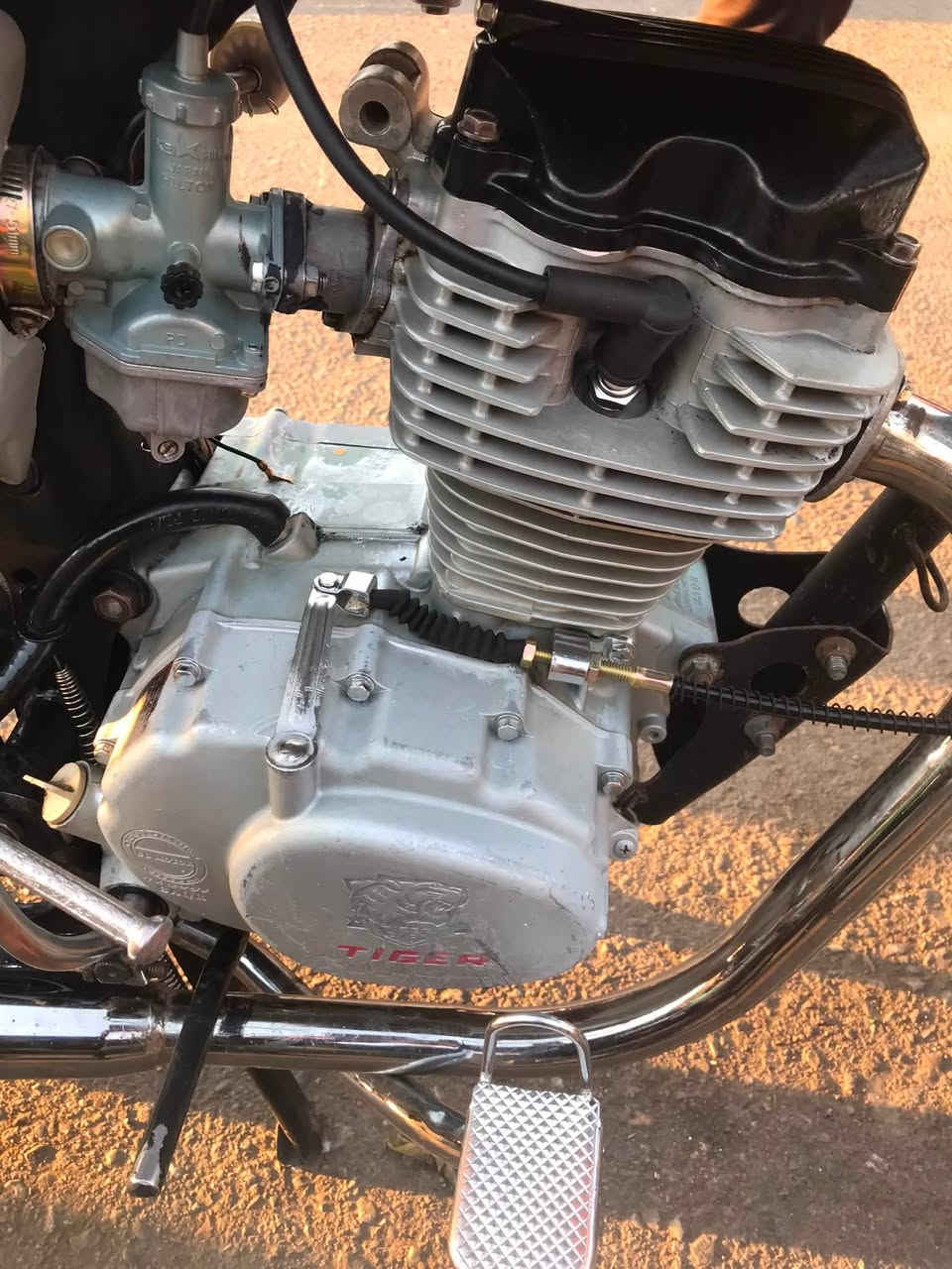 متاح تايكر موديل 20 محرك لا صرف ولا بخار ولا ينطي دهن صوت اخرس دبلات شغال وياله عدله تايرات جدد صالنصه رياضي سعره 350 بي مجال شراي خاص او تصل ‭

‭ ***********‬
