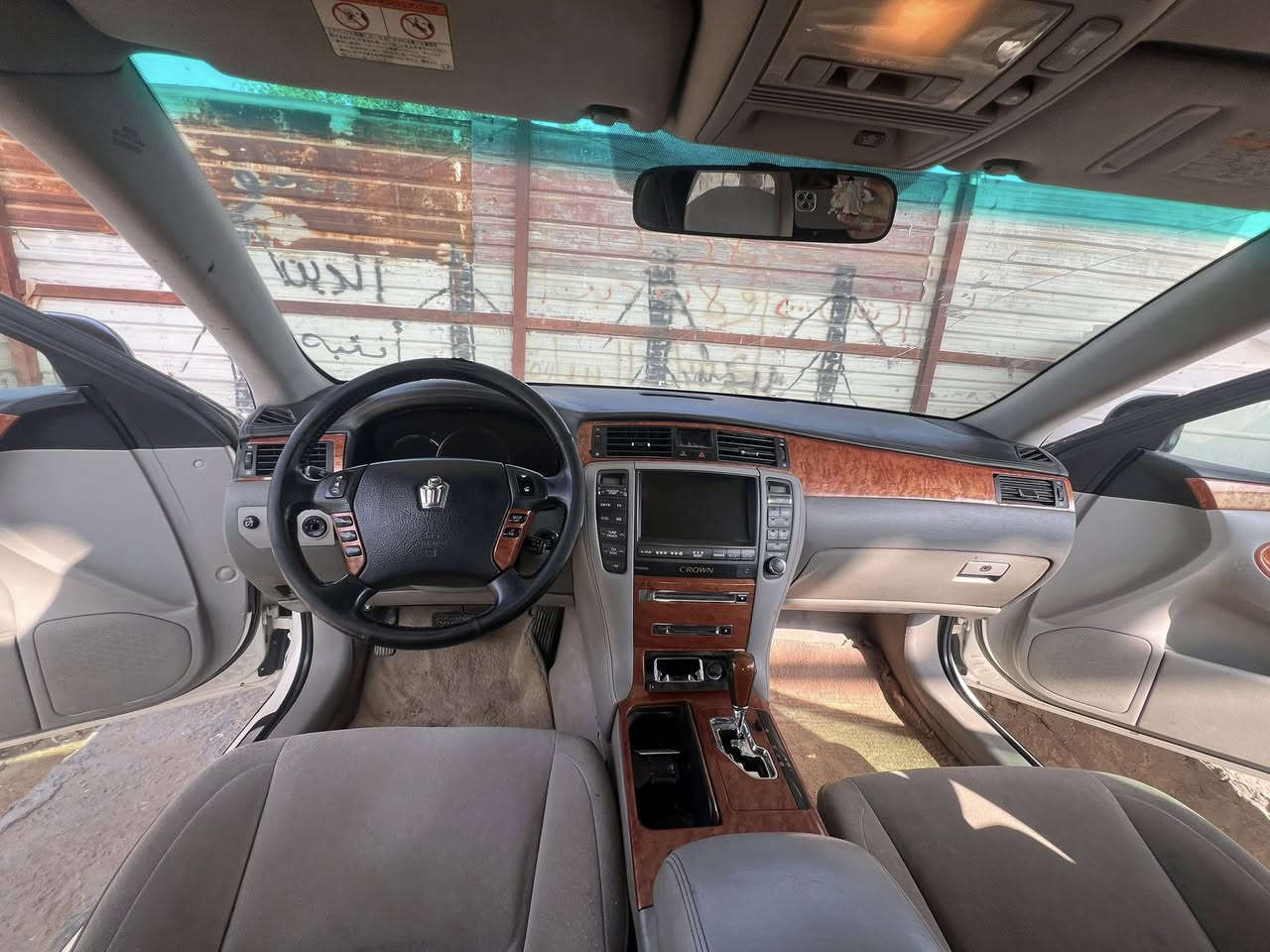 شاهينه مديل٢٠٠٧ كصه قماره     سياره جاهزه دكمتين وفتحه وكشنات كهربائيه فول السياره حداديه ٦٠بالميه
بصره مشروع وطني ***********
