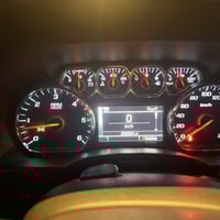 تاهو شوفرليت للبيع موديل 2015  اللون ابيض صدفي LTZ فول مواصفات ماشيه 2...