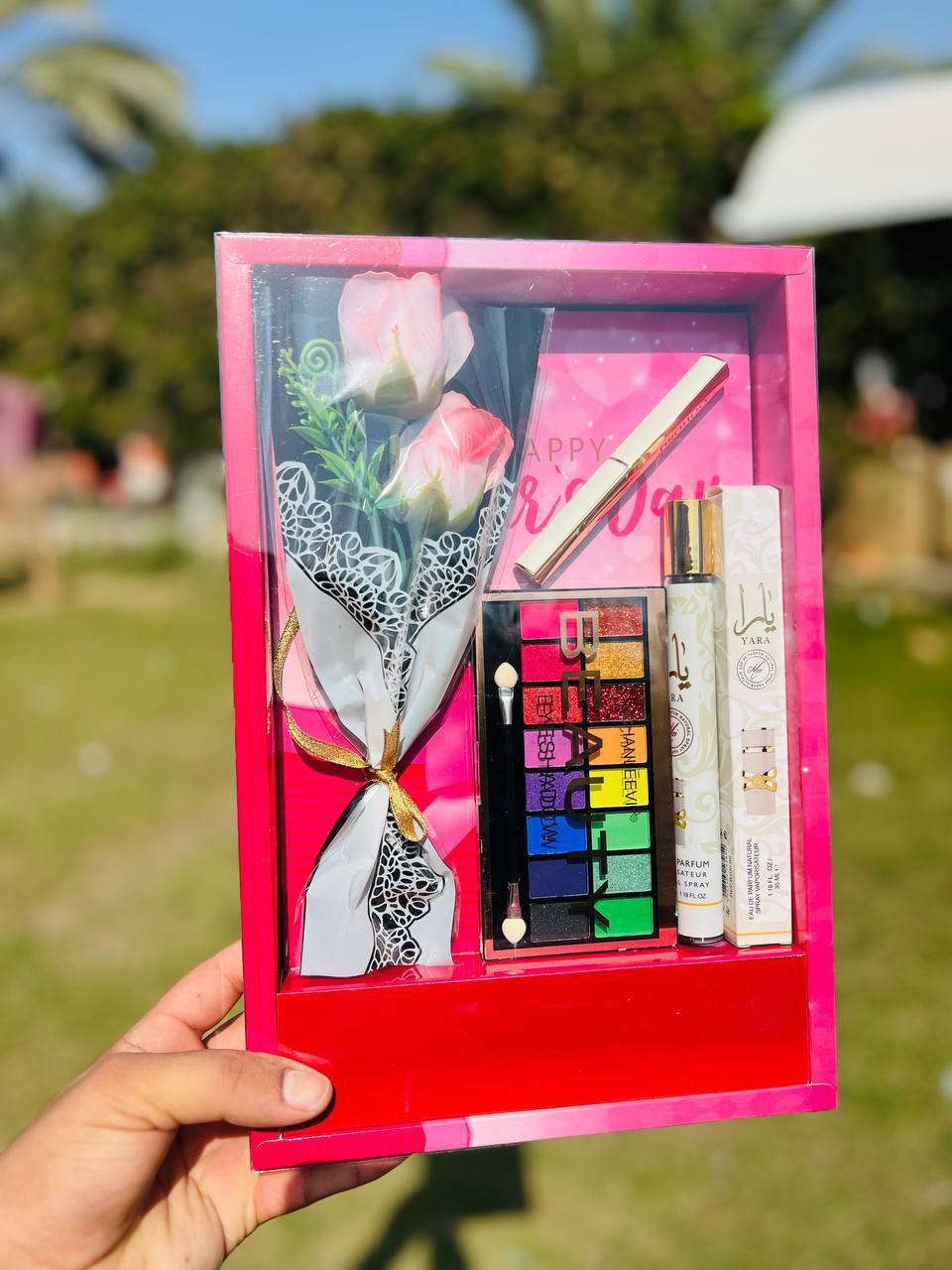 #بمناسبة عيد الحب توفرت لدينا مجموعه جديده من الهدايا
وبأسعار مناسبه جدا♥️

#العنوان. ديوانيه. شارع الإسكان العام قرب مؤسسة العين
🌹 🌹 🤨 🤨 🤨 🌹 🌹 
#للحجز مراسلة الصفحه أو الاتصال بالرقم ***********

#تتوفر خدمة توصيل لجميع محافظات العراق

#الشعب الصيني ماله حل
